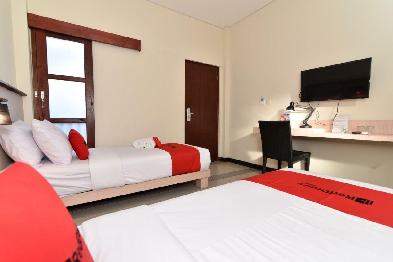 Hotel Reddoorz Near Legian Street Kuta Lombok Exteriér fotografie