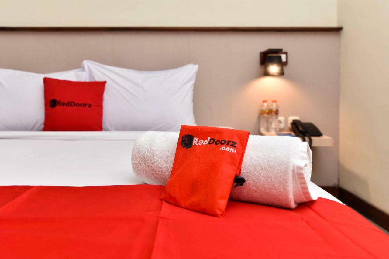 Hotel Reddoorz Near Legian Street Kuta Lombok Exteriér fotografie
